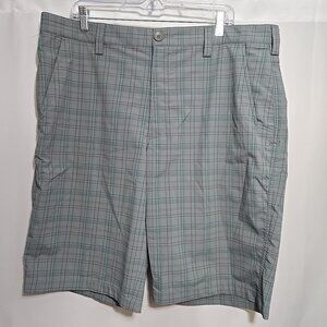 Under Armour UA Drive Shorts Mens Size 38 Performance Stretch Black Plaid Golf